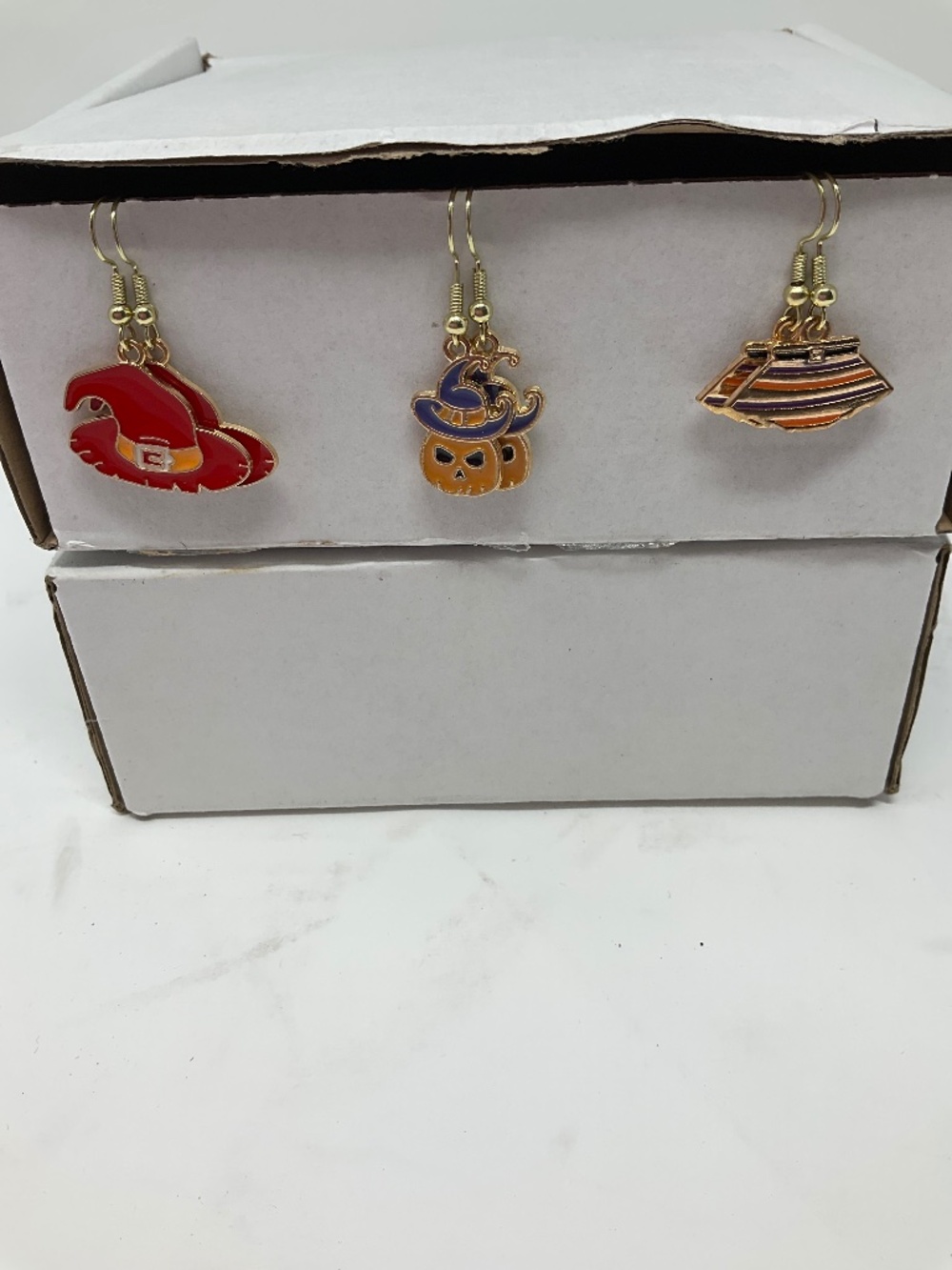 Halloween earrings 3 pairs.  J03